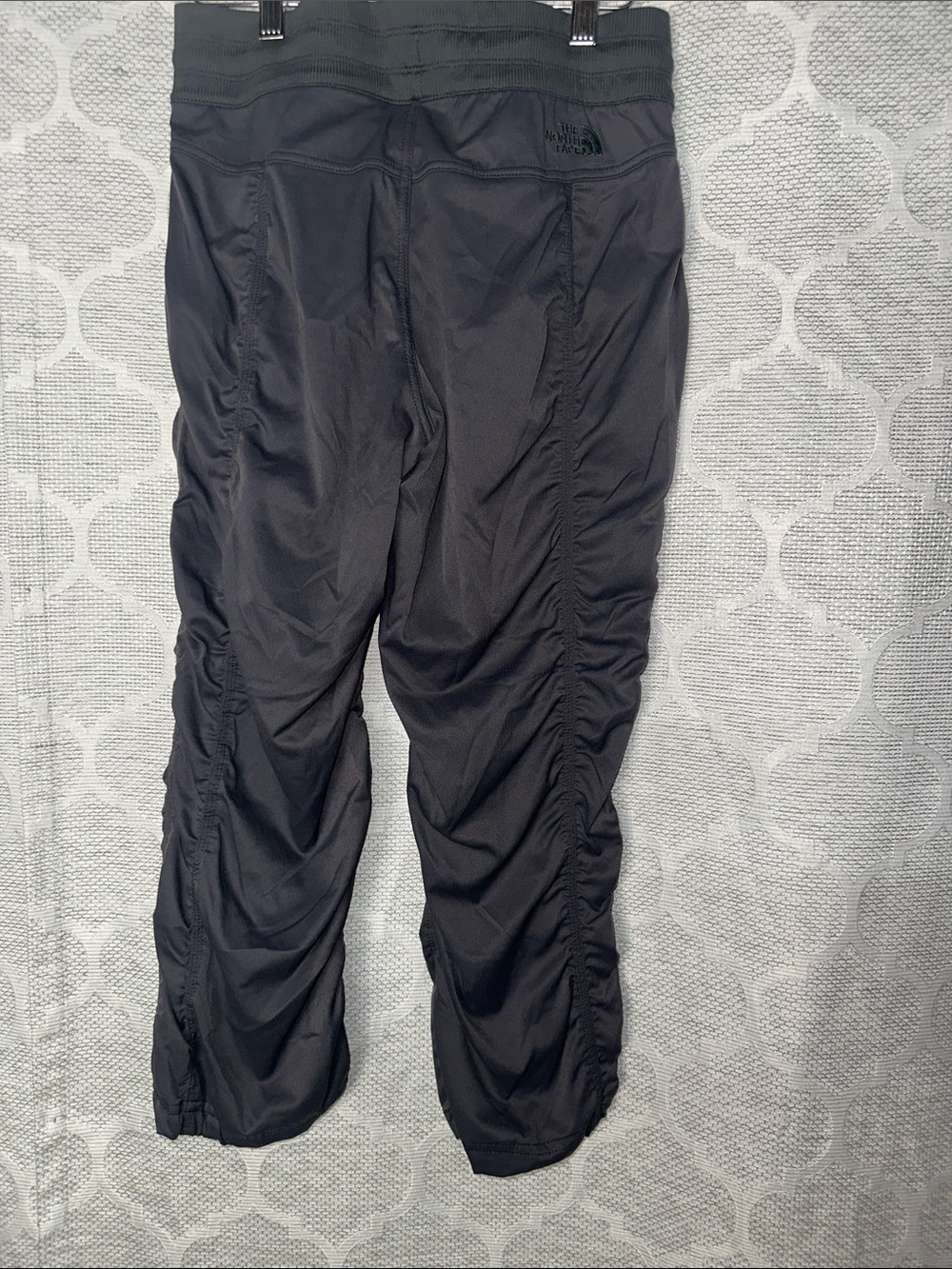 The North Face Aphrodite Motion Capri Pants Women’s S NWT. Asphalt Grey - Picture 6 of 8